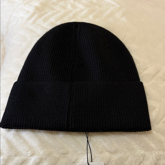 🆕 Unisex ALO Yoga Classic Black Knit Beanie - Picture 3 of 3